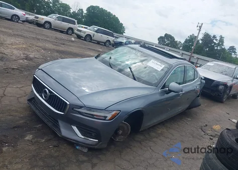 2021 Volvo S60 T5 Inscription из США, поврежденный, VIN 7JR102FL3MG122965